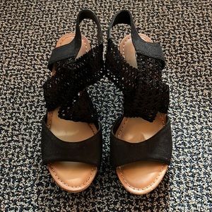 Seychelles Wedges
